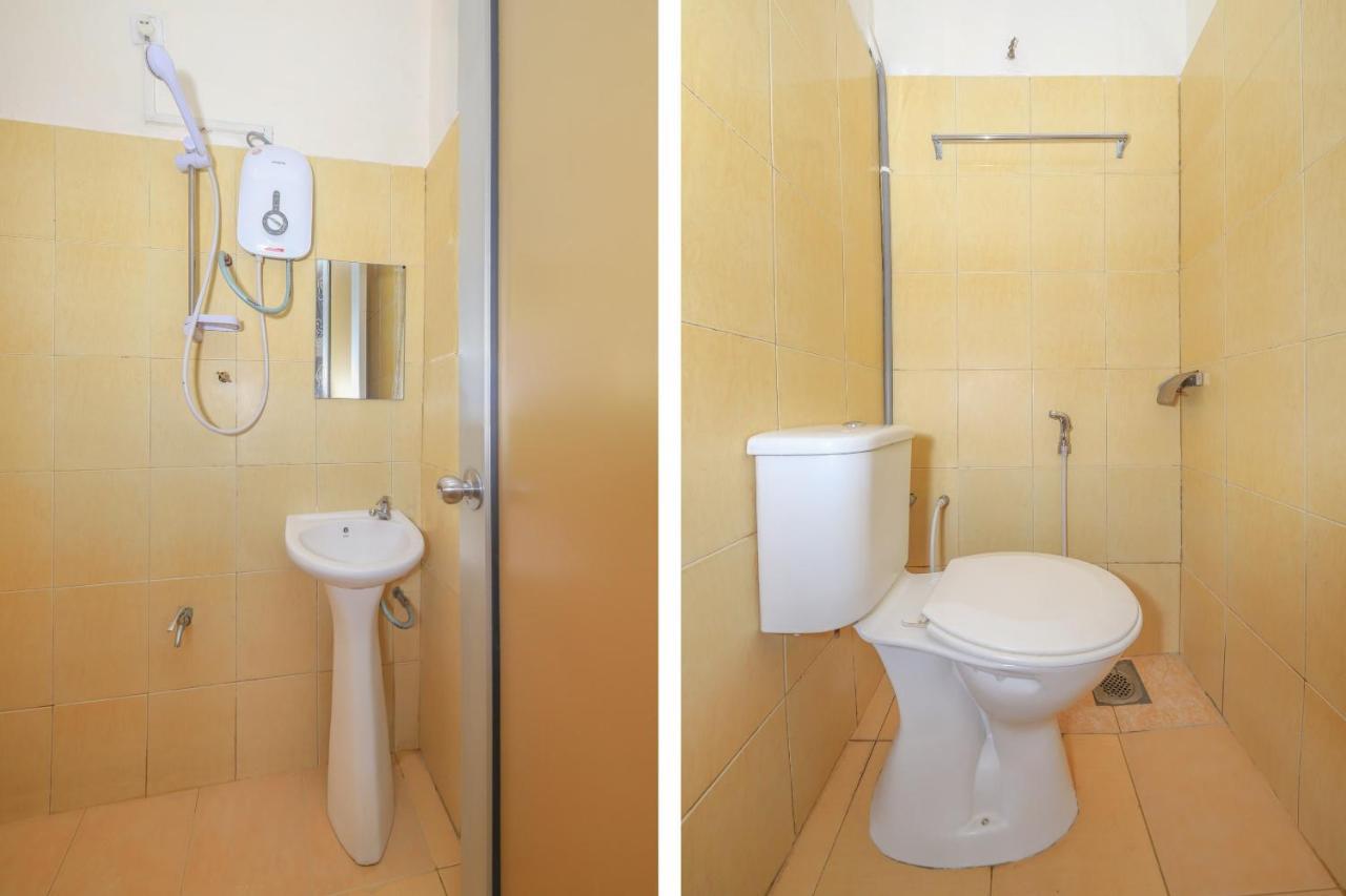 Oyo 89763 Bluewater Hotel Mersing Esterno foto