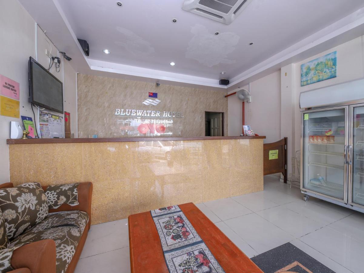 Oyo 89763 Bluewater Hotel Mersing Esterno foto